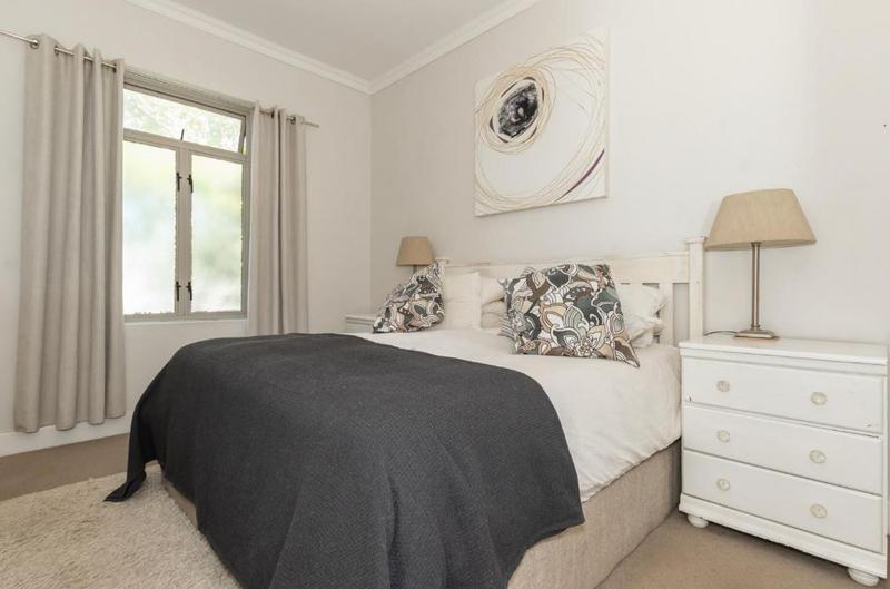 To Let 3 Bedroom Property for Rent in Lake Michelle Western Cape